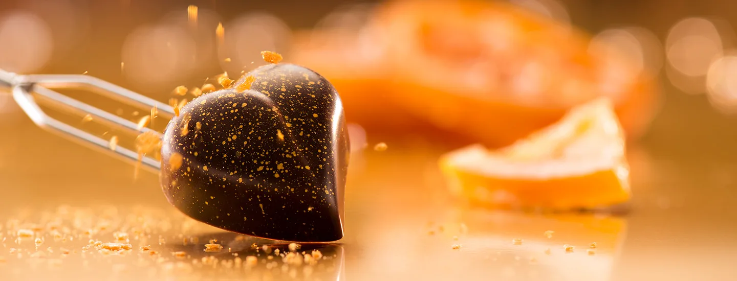 Faire ses propres gourmandises dans le cadre du cours sur le chocolat Faire ses propres gourmandises dans le cadre du cours sur le chocolat