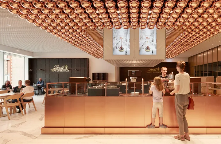 Das Café im Lindt Home of Chocolate lädt zum Verweilen ein